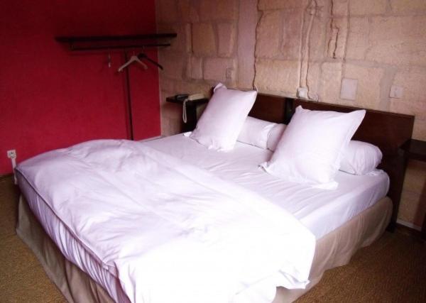 Hotel Saint Trophime Арль Екстер'єр фото